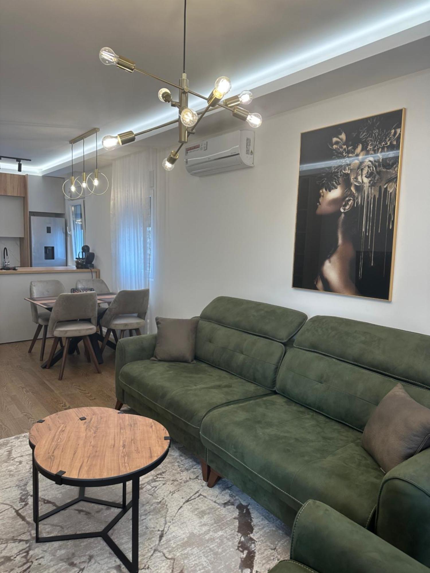 Luxury Apartments D&B Podgorica Exterior foto